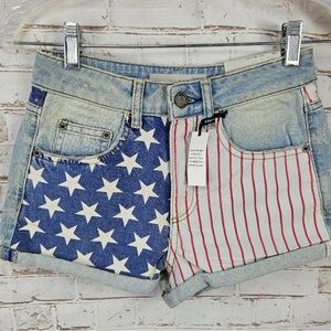 NWT Topshop Moto Size 2 W25 High Waisted American Flag Denim Jean Cuffed Shorts